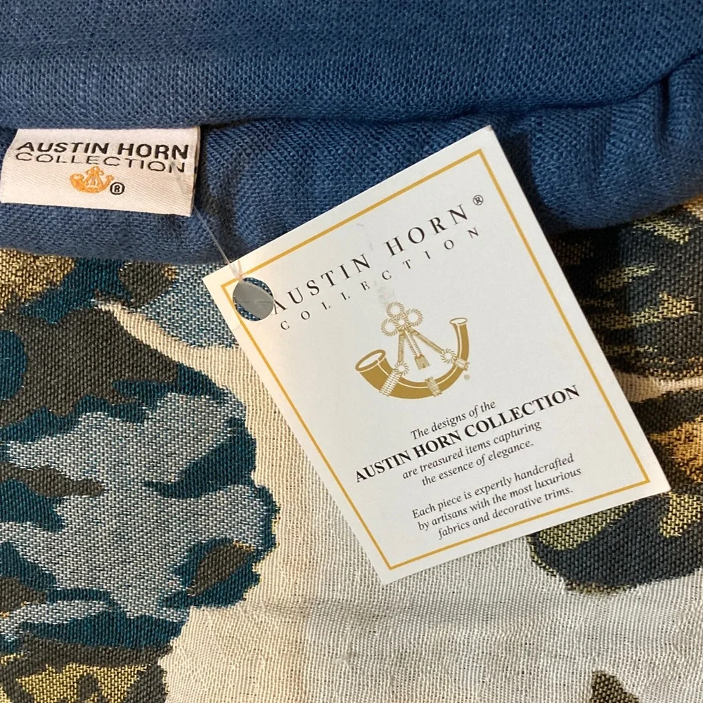 Austin Horn 65% polyester